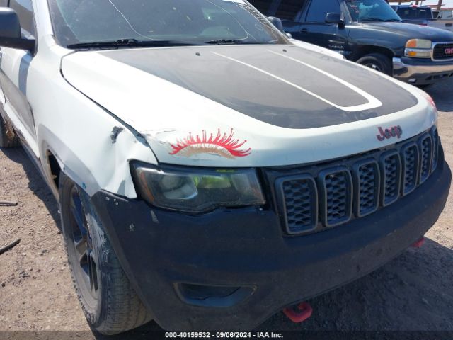 1C4RJFLT1JC389325 Jeep Grand Cherokee Trailhawk 4x4