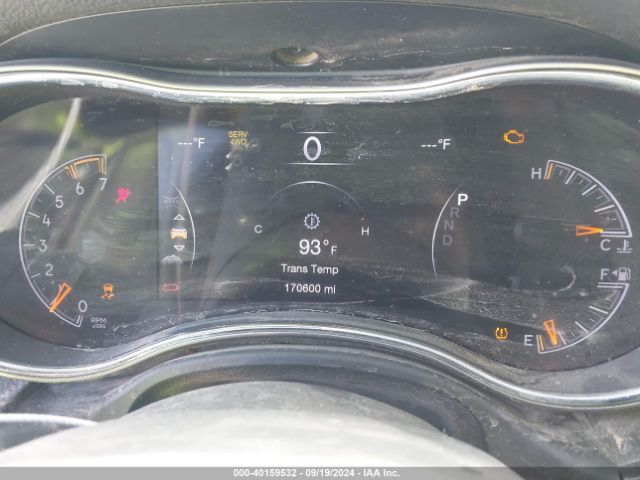 1C4RJFLT1JC389325 Jeep Grand Cherokee Trailhawk 4x4