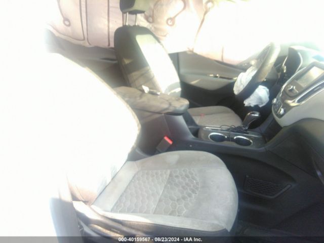 2GNAXHEVXJ6308747 Chevrolet EQUINOX LS