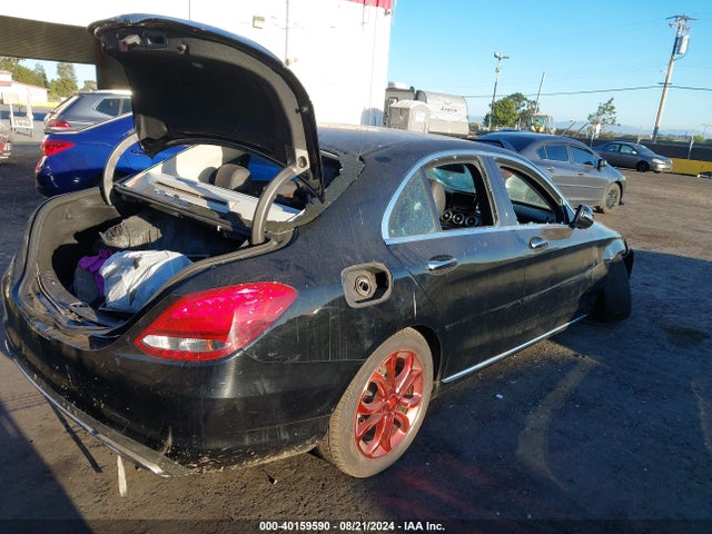 55SWF4KB2HU185114 Mercedes-Benz C 300 4matic/luxury 4matic/sport 4matic