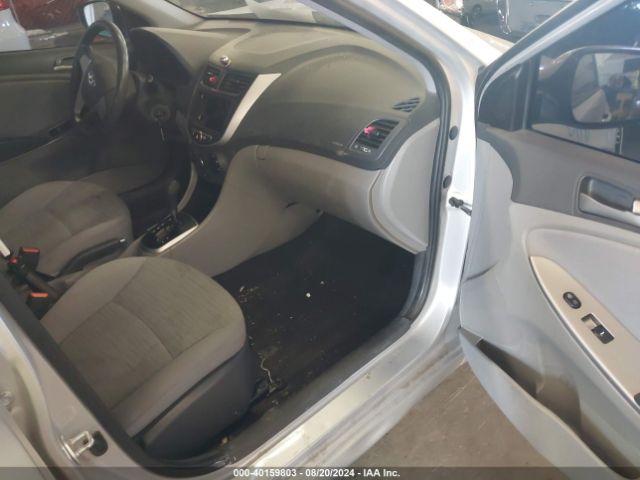 KMHCT4AE8HU174484 Hyundai ACCENT SE