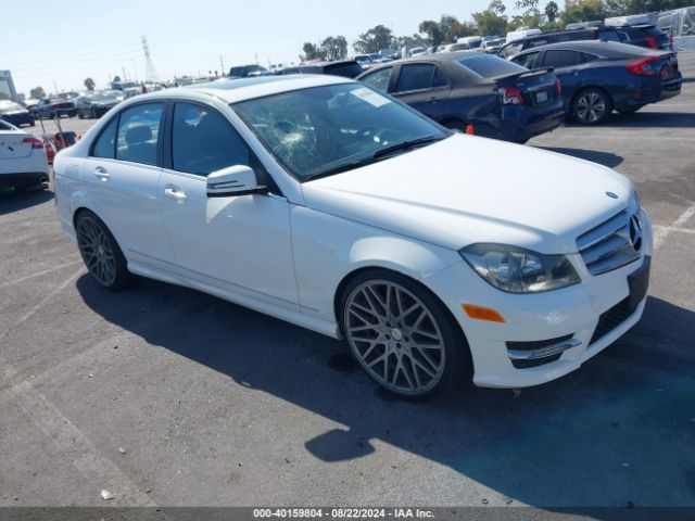 2013 MERCEDES-BENZ C 250 WDDGF4HB6DR277561