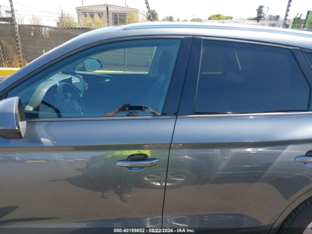 WA1ANAFYXJ2012889 Audi Q5 2.0t Premium/2.0t Tech Premium