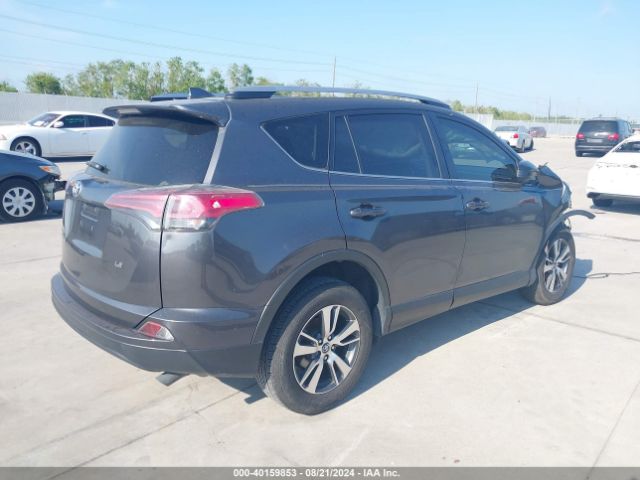 JTMZFREV8JJ724352 Toyota RAV4 LE