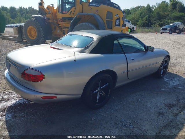 2001 JAGUAR XK8 SAJDA42CX1NA17295 Photo 3