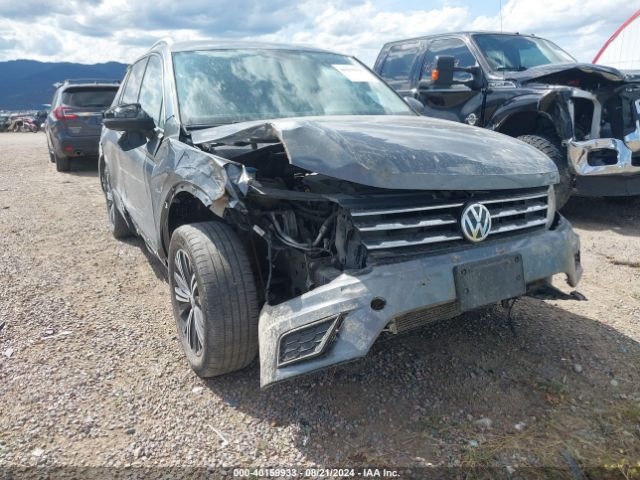 3VV2B7AX9JM081281 Volkswagen Tiguan 2.0t Se/2.0t Sel