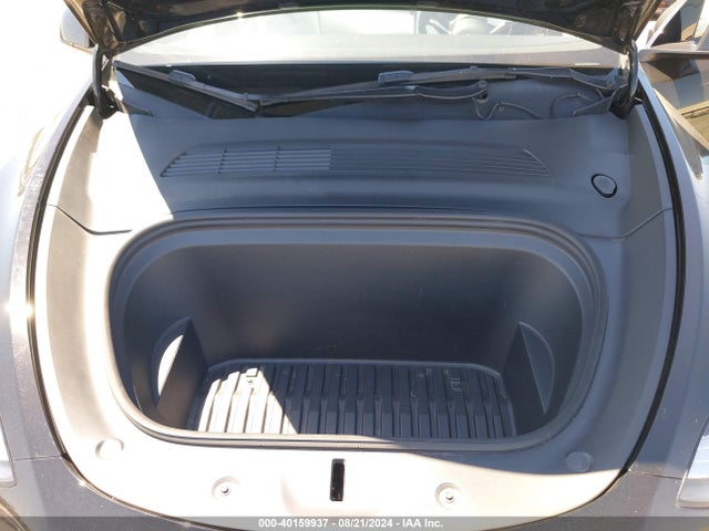 2021 TESLA MODEL Y 5YJYGDEE5MF216475 Photo 9