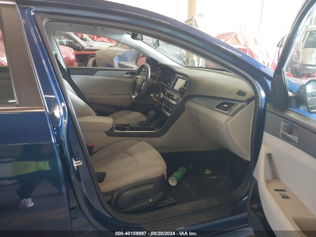 5NPE24AF4JH599354 Hyundai SONATA SE
