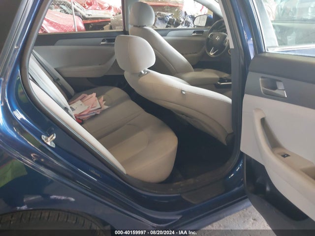 5NPE24AF4JH599354 Hyundai SONATA SE