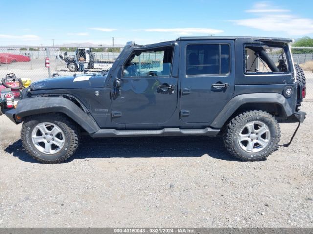 1C4BJWDG5HL654647 Jeep Wrangler Unlimited Sport 4x4