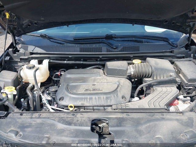 2C4RC1CG0NR218756 Chrysler Voyager Lx