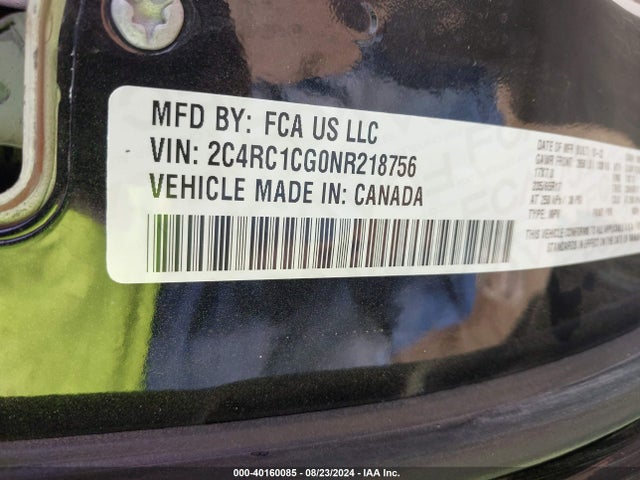 2C4RC1CG0NR218756 Chrysler Voyager Lx