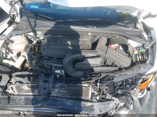 1VWBT7A30FC073861 Volkswagen Passat 1.8t Se