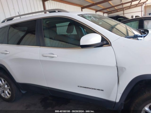 1C4PJMCS8HW622709 Jeep Cherokee Latitude 4x4