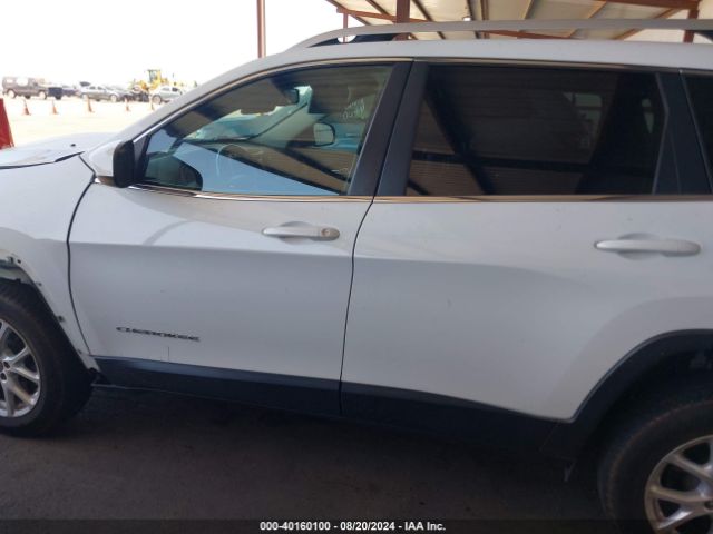1C4PJMCS8HW622709 Jeep Cherokee Latitude 4x4