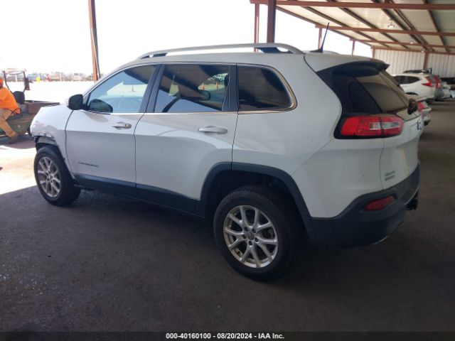 1C4PJMCS8HW622709 Jeep Cherokee Latitude 4x4