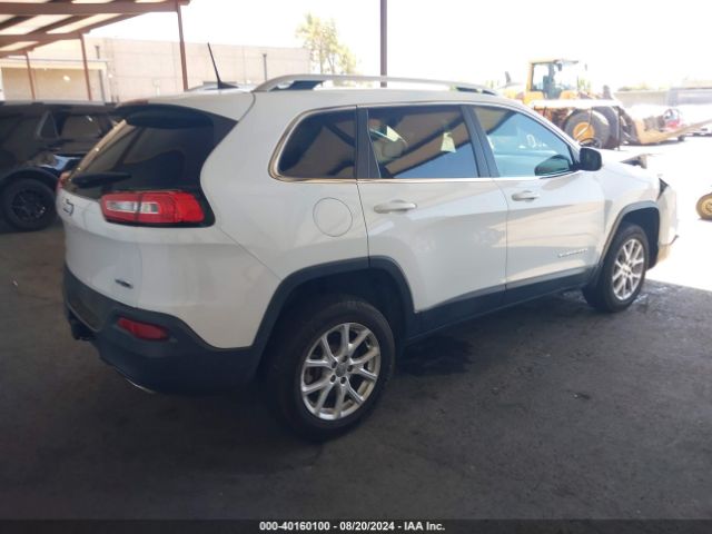 1C4PJMCS8HW622709 Jeep Cherokee Latitude 4x4