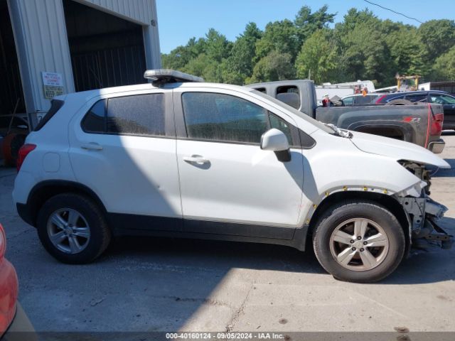 KL7CJNSM3NB500315 Chevrolet Trax Awd Ls