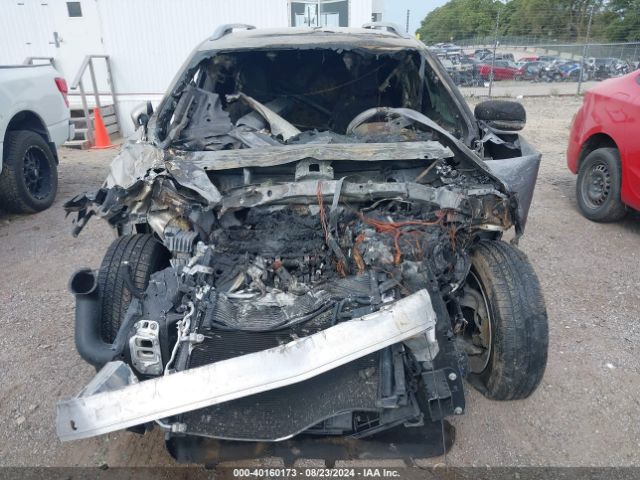 1C4PJMCS4FW686355 Jeep Cherokee Latitude