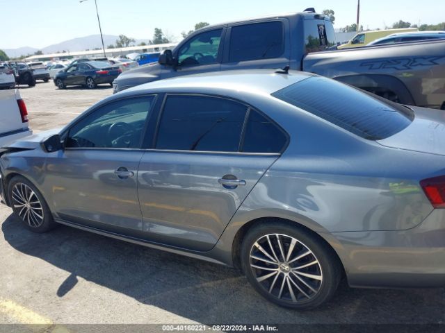 3VWD17AJ8GM229612 Volkswagen Jetta 1.8t Sport