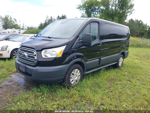 Ford Transit-150 2016 1FTYE1YM4GKA57821 Image 2