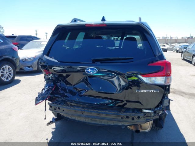 JF2SKADC8RH421879 Subaru Forester Premium