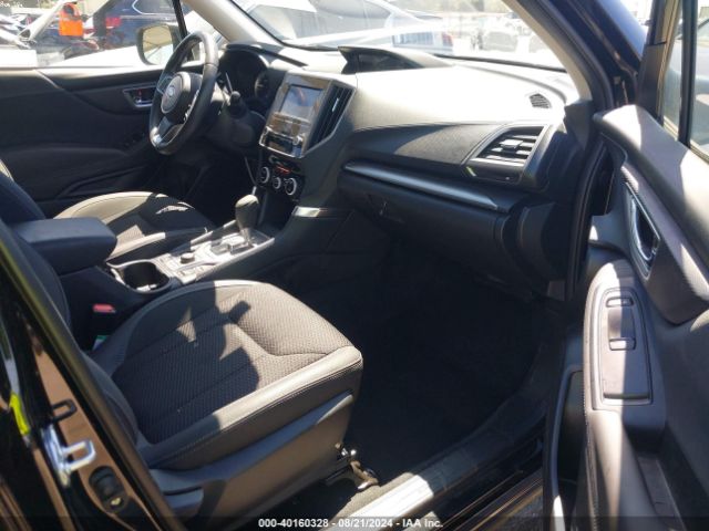 JF2SKADC8RH421879 Subaru Forester Premium