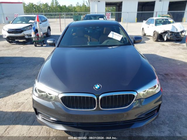 WBAJE5C57KWW22182 BMW 540I