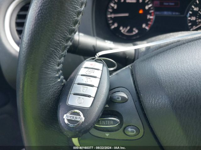 5N1DR2MN0JC606483 Nissan Pathfinder Sl