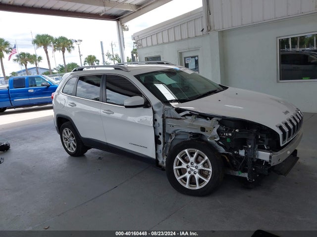 1C4PJLCB1HW502745 Jeep Cherokee Latitude Fwd