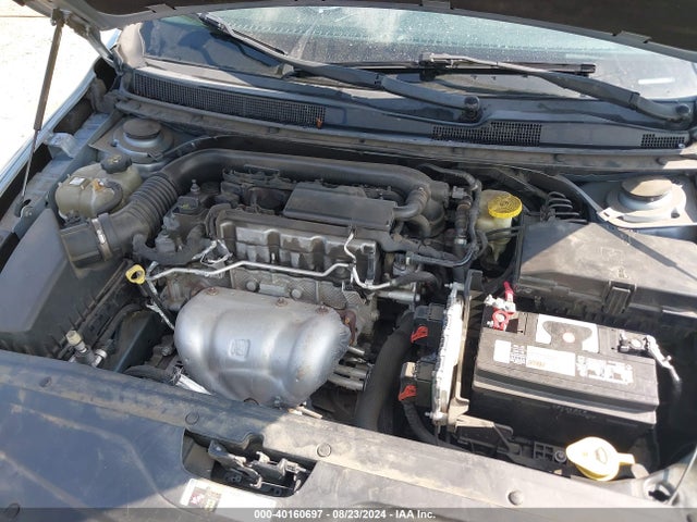 1C3CCCABXFN701425 Chrysler 200 Limited