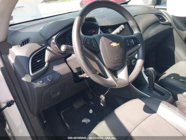 KL7CJPSM2NB547461 Chevrolet Trax Awd Lt