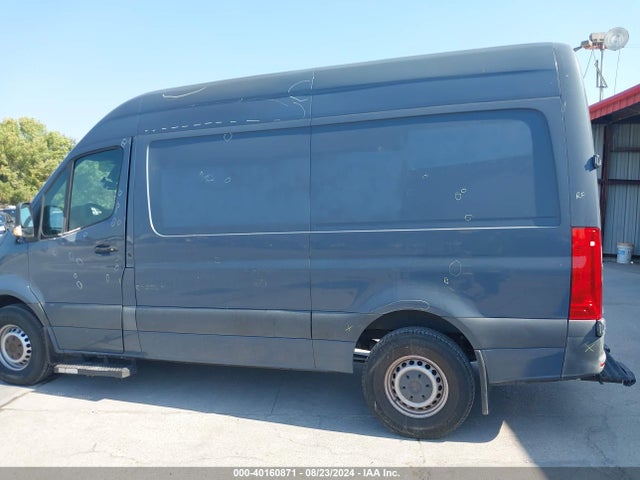 WD4PF0CD4KP104972 Mercedes-Benz Sprinter 2500 High Roof V6/standard Roof V6