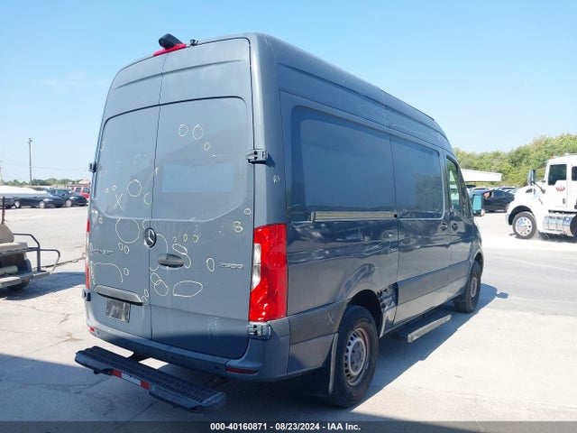 WD4PF0CD4KP104972 Mercedes-Benz Sprinter 2500 High Roof V6/standard Roof V6
