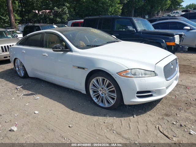 2011 JAGUAR XJ SAJWA2GE3BMV06925 Photo 0
