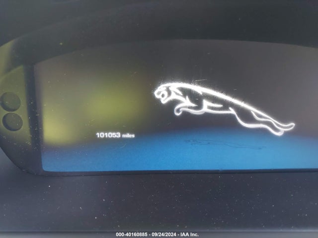 2011 JAGUAR XJ SAJWA2GE3BMV06925 Photo 6