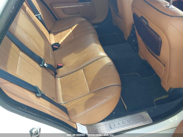 2011 JAGUAR XJ SAJWA2GE3BMV06925 Photo 7