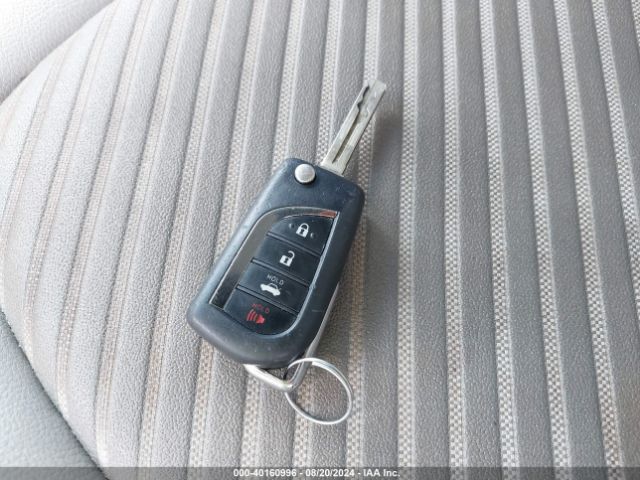 4T1B11HK9JU606050 Toyota CAMRY SE