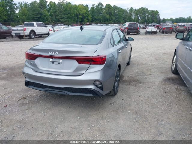 3KPF24AD7RE749640 KIA Forte Lxs