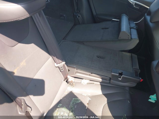 YV126MEC1F1206880 Volvo V60 T5 Premier Plus