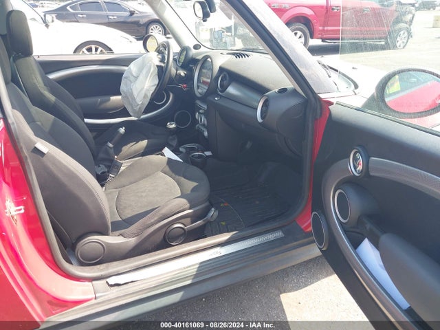 2007 MINI COOPER S WMWMF73547TT82832 Photo 4