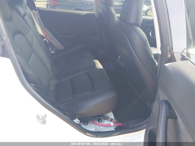 Tesla Model 3 Long Range/mid Range 2018 5YJ3E1EA7JF057207 Image 8