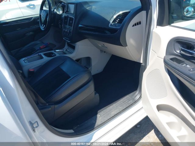 2C4RDGCG6HR813857 Dodge Grand Caravan Sxt