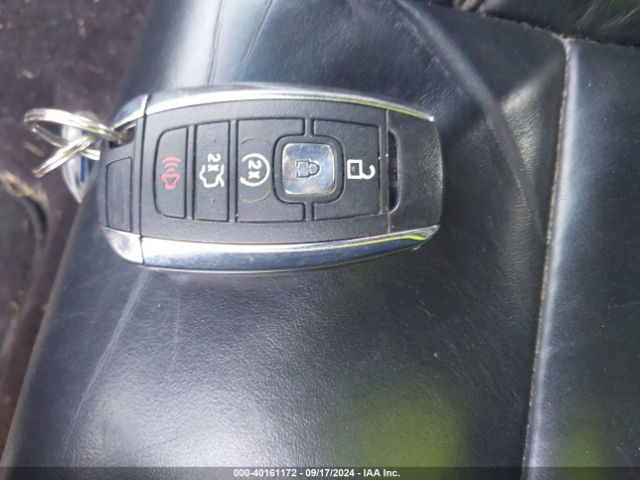 3LN6L5D92HR602042 Lincoln MKZ SELECT