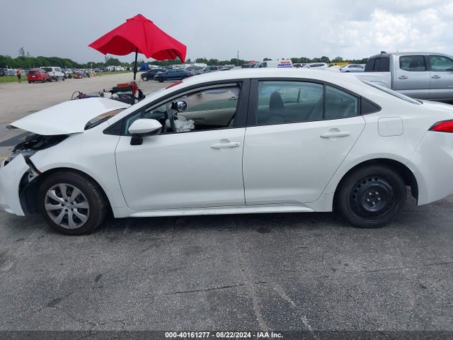 Toyota COROLLA LE 2022 5YFEPMAEXNP331314 Image 14