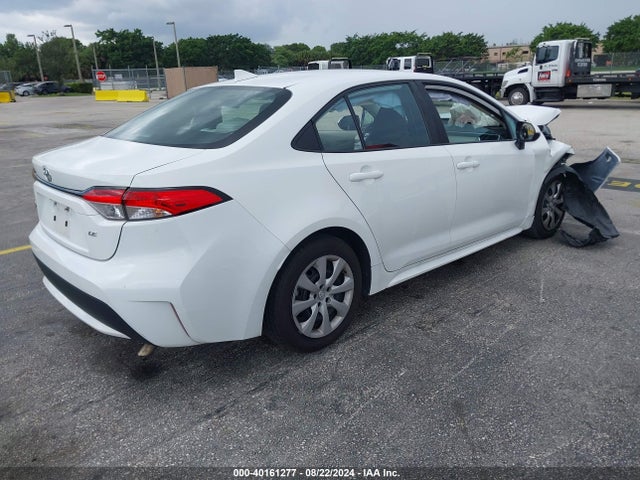 Toyota COROLLA LE 2022 5YFEPMAEXNP331314 Image 4