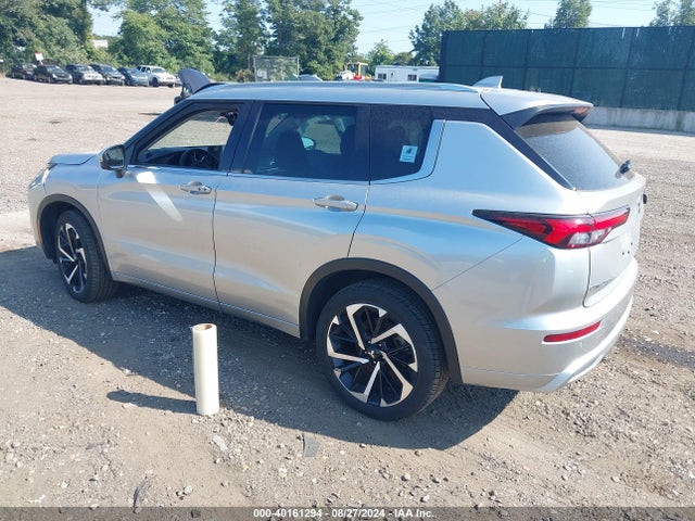 2022 MITSUBISHI OUTLANDER JA4J4VA8XNZ084447 Photo 2