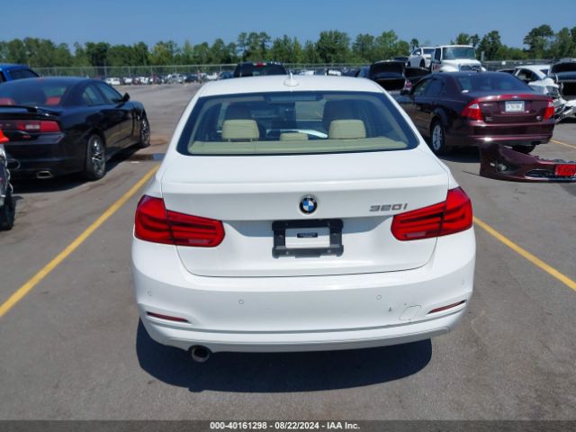 WBA8A9C52GK618976 BMW 320i
