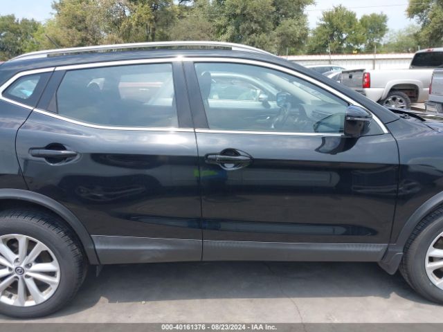 JN1BJ1CP9KW530202 Nissan Rogue Sport Sv