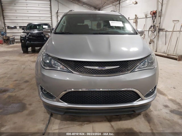 2C4RC1BGXLR229455 Chrysler Pacifica Touring L